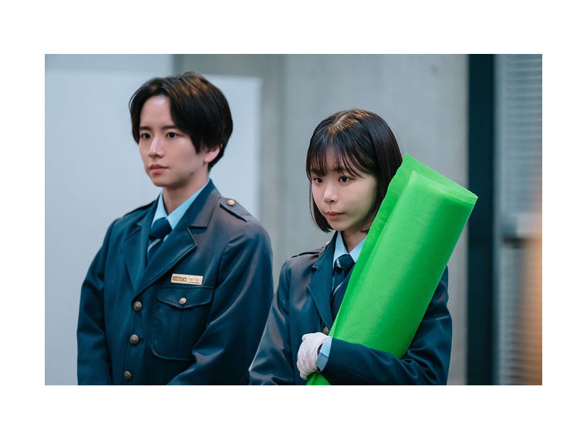 板垣李光人、趣里「大空港～GATE24～」第1話（C）テレビ朝日