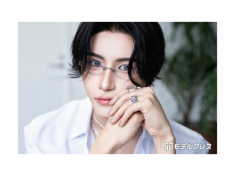 モデルプレスのインタビューに応じたGYUTAE（C）モデルプレス