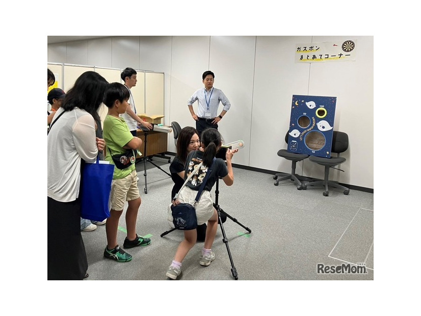 2025年の新コスモス電機ブースのようす