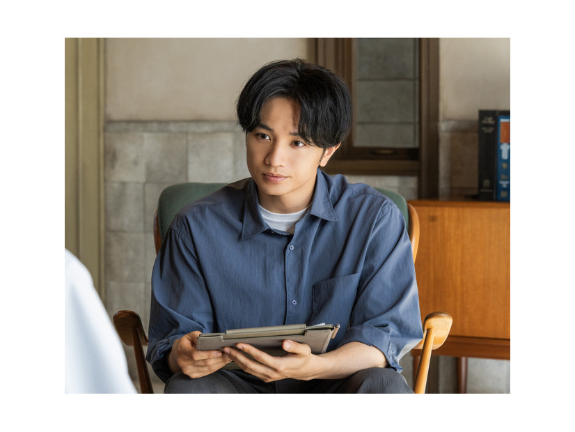 Netflixシリーズ「SとX」8月20日独占配信