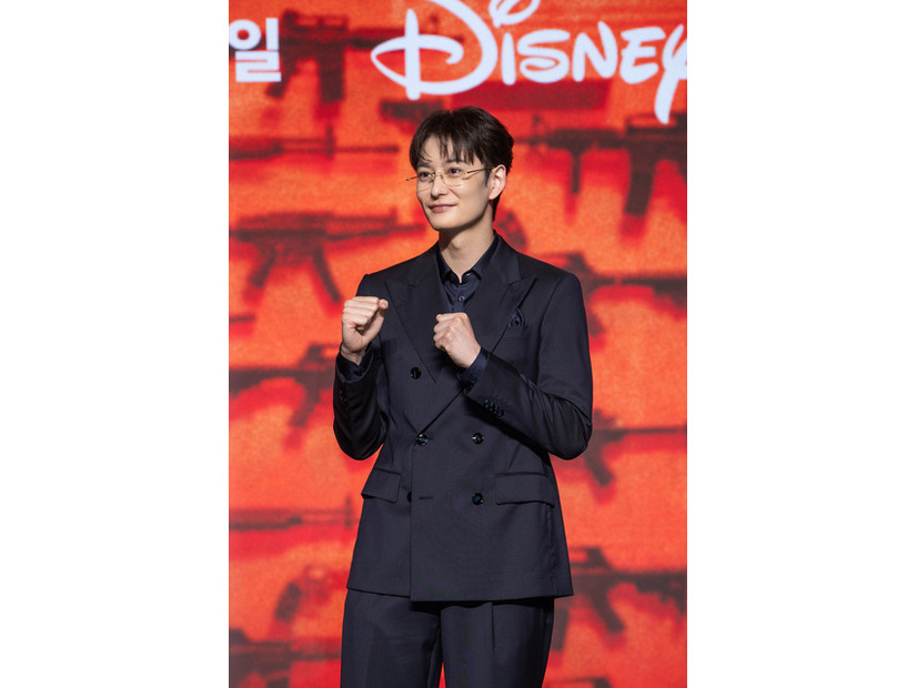 「殺し屋たちの店 2」© 2026 Disney and its related entities