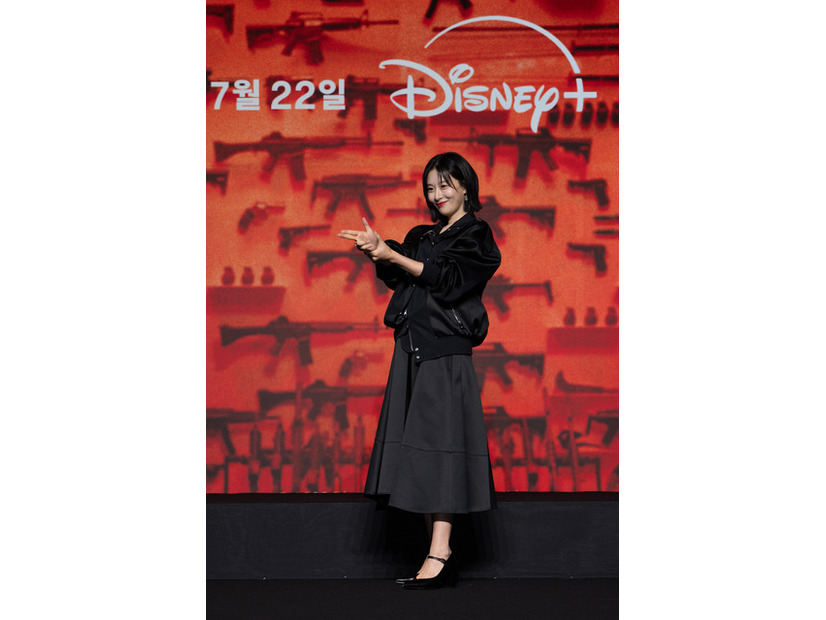「殺し屋たちの店 2」© 2026 Disney and its related entities