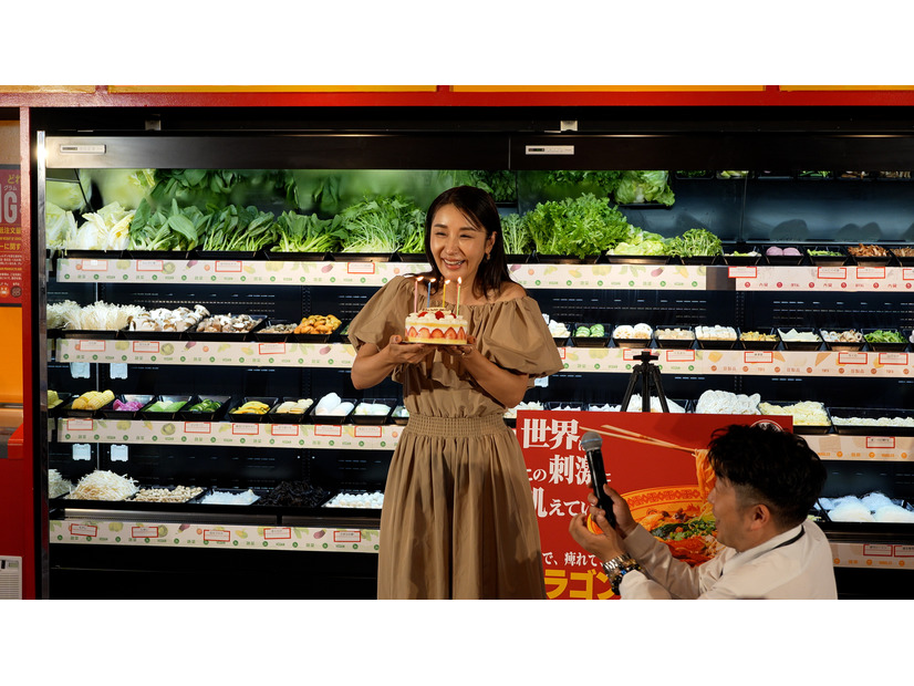 「夜中に食べてもむくまない」49歳になった鈴木紗理奈さん、圧倒的な若さの秘密。親子でハマっている美容食は
