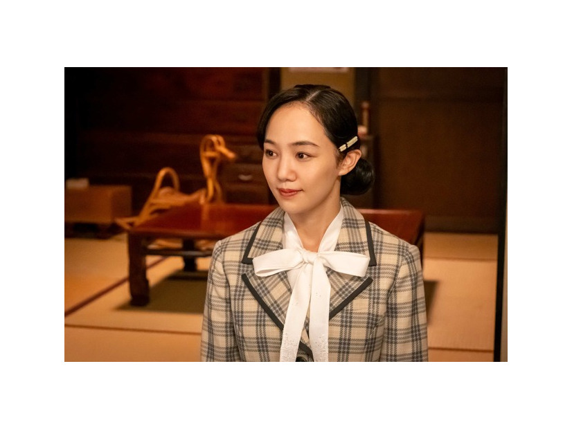 あき奈役の咲妃みゆ　©フジテレビ