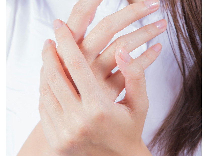 「朝、指がこわばる」どうせ更年期だろうと放置していた40代女性が「病院で告げられた診断」とは【2026年お盆スペシャル】