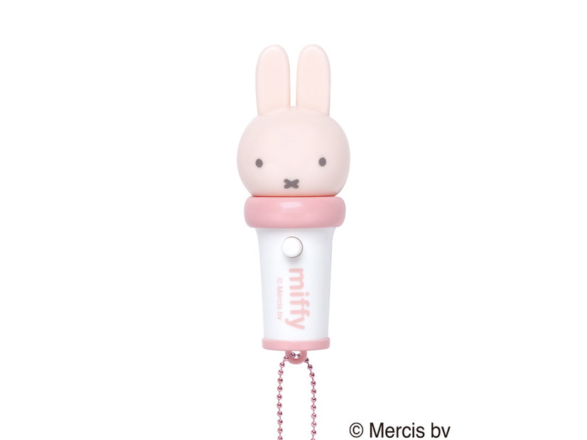 ミッフィー（ピンク）／Illustrations Dick Bruna © copyright Mercis bv, 1953-2026  www.miffy.com