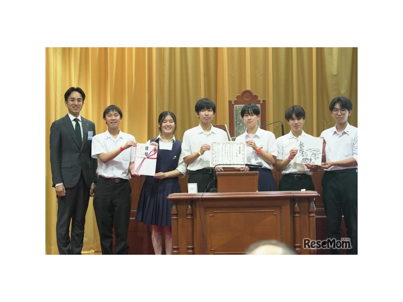 自由テーマ部門：日本青年会議所副会頭賞／香川県立高松高等学校「一票打線」