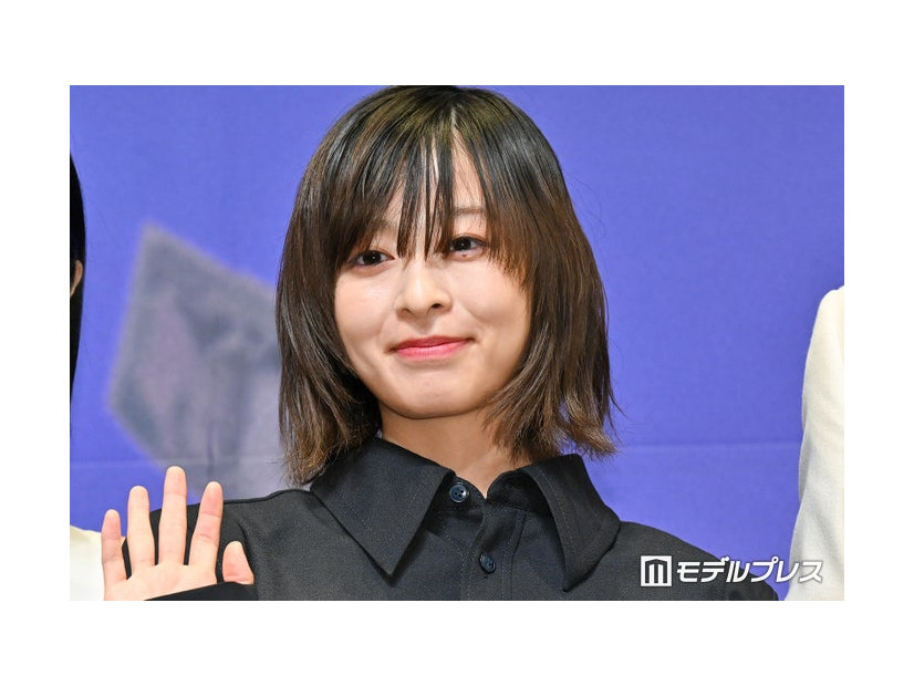 映画「藁にもすがる獣たち」完成披露舞台挨拶に登壇した森七菜（C）モデルプレス