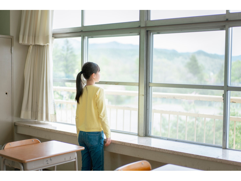「学校ではひと言も話さない」場面かん黙の子どもが、3カ月で挙手をするまでに変わった。地道に続けた取り組みとは【菊池省三先生インタビュー】