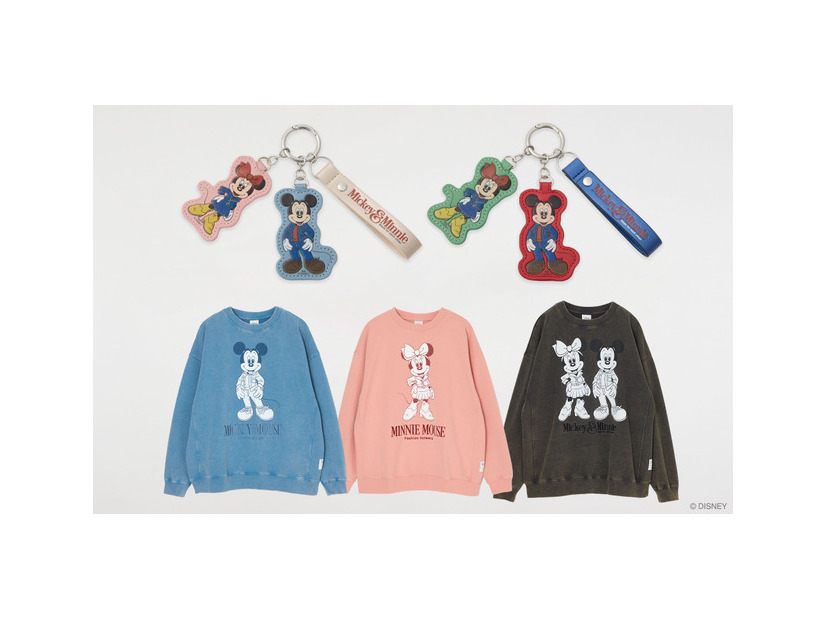 オーバーサイズクルースウェット／アクリルキーホルダー「Disney SERIES CREATED by MUS」©DISNEY