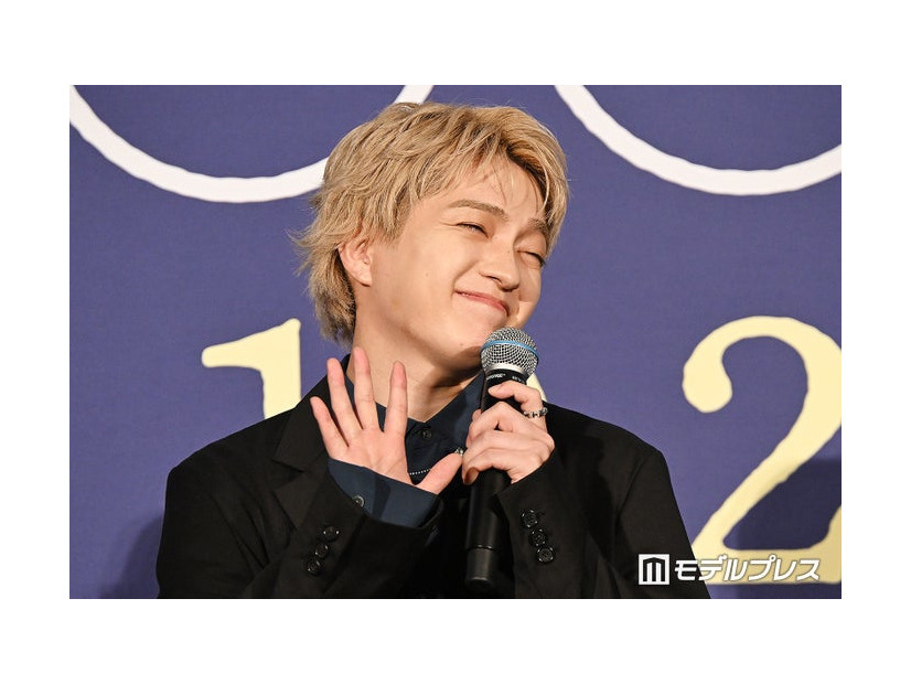 挨拶するだけで大歓声を浴び「まあ、これがアイドルの力っていうやつですね」とドヤ顔を見せた西畑大吾（C）モデルプレス