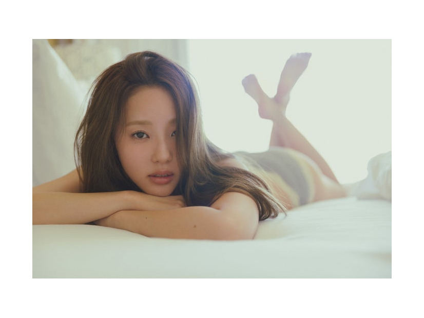 中町綾 撮影：倉本侑磨／「中町綾1st写真集」（11月11日発売、講談社）