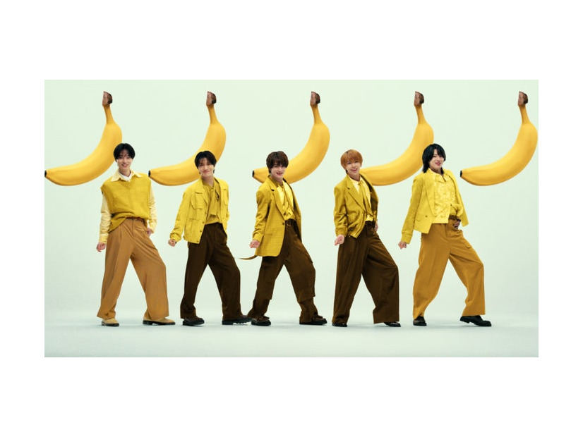 ACEes『不二家ルック ぼくらは今日も、ルックな気分！』篇（提供写真）