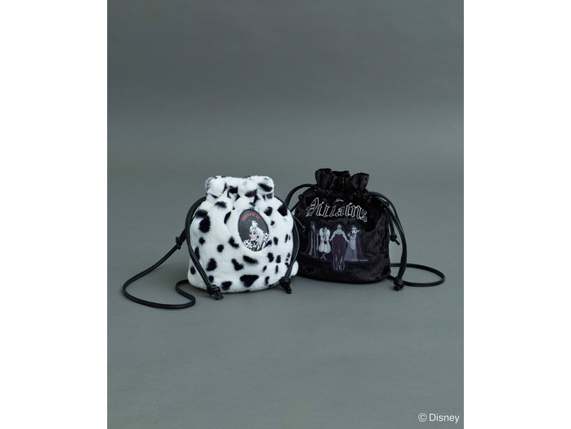 ヴィランズ/ショルダーバッグカラー：White/Black　価格：￥4,490