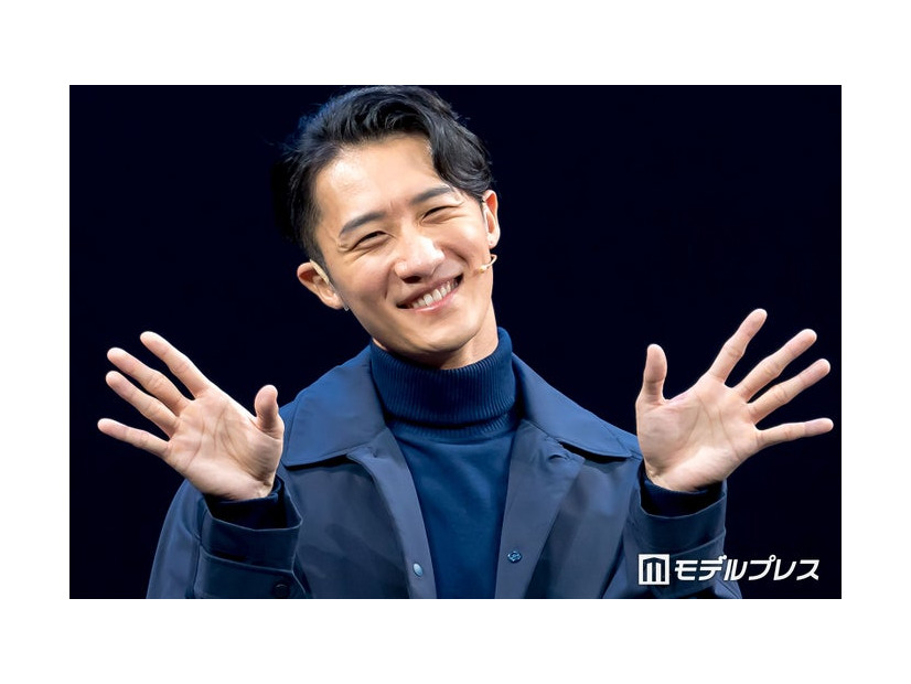 「タイムトラベラーズ・ワイフ」プレスコール・囲み取材に出席した岩本照（C）モデルプレス