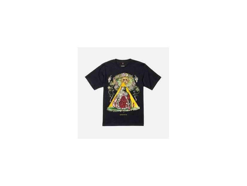 A24公認 ヒグチユウコ ホラーコレクション 『ミッドサマー』オリジナルTシャツ（バニラホワイト・ブラック）価格：9,900円（税込）