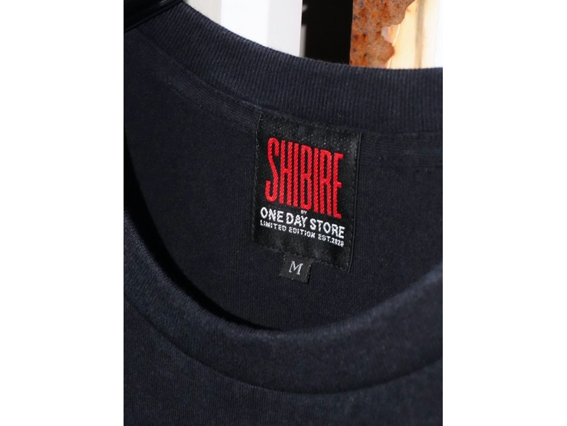 ONE DAY STOREとのコラボ　Tシャツ価格：6,600円（税込）カラー：BLACK