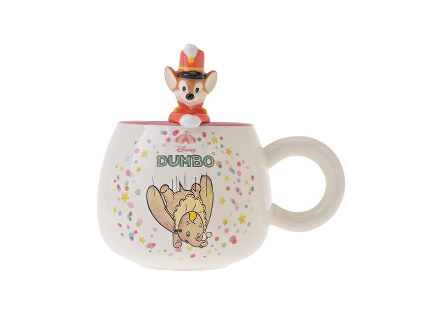 スプーン付きマグカップ　3,500円「DISNEY DUMBO 85TH ANNIVERSARY」© Disney