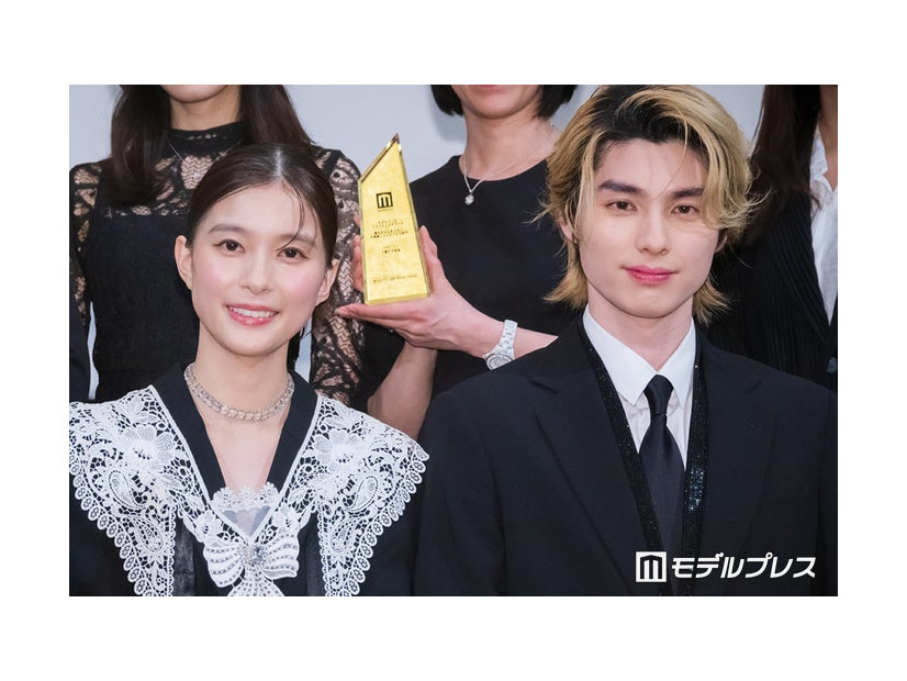 芳根京子、本田響矢（C）モデルプレス