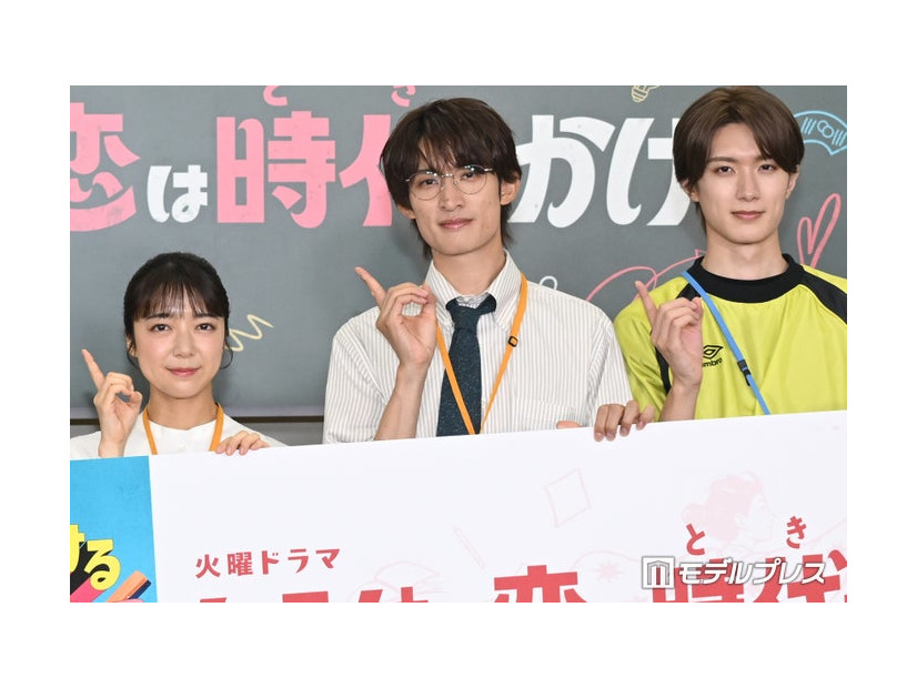 徹底して役になりきる上白石萌音、向井康二、山中柔太朗（C）モデルプレス
