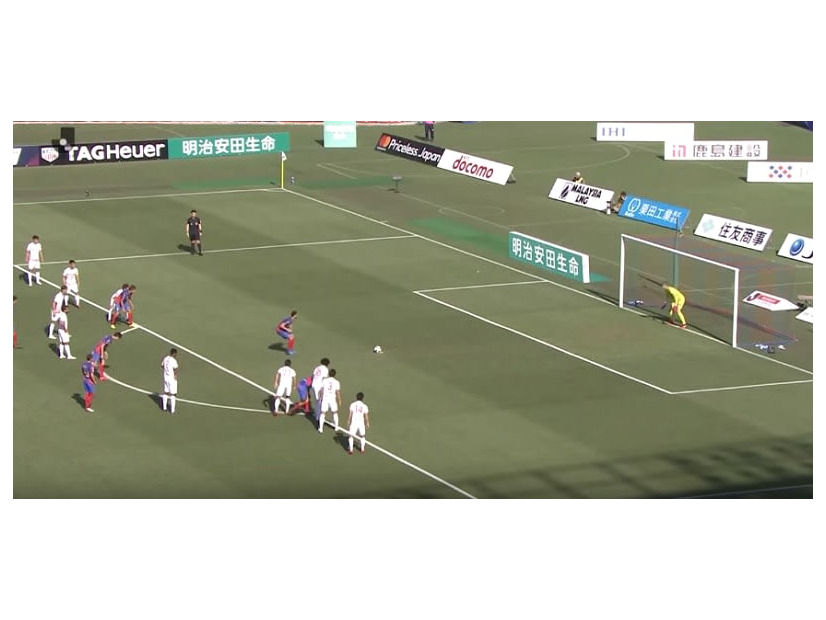 クセ強め！FC東京のD・オリヴェイラ、PKの「駆け引き」が上手すぎる