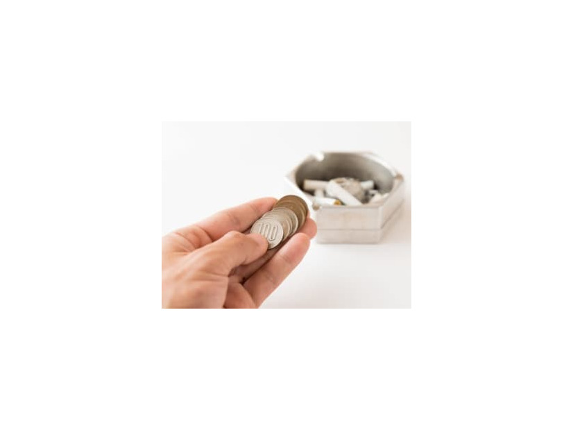 たばこやお酒の代金に税金が含まれており、購入することは無意識のうちに納税していることになります。たばこ1箱の価格に占める税金の額や、ビールと発泡酒の税率がどれくらいかを理解している人は少ないでしょう。