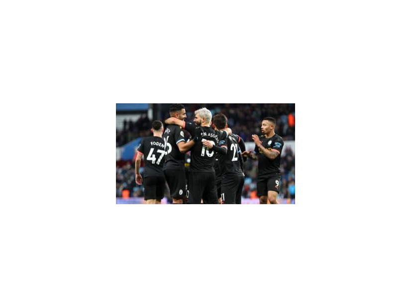 豪快！シティ選手、「インスタ美女たち」と大パーティーか