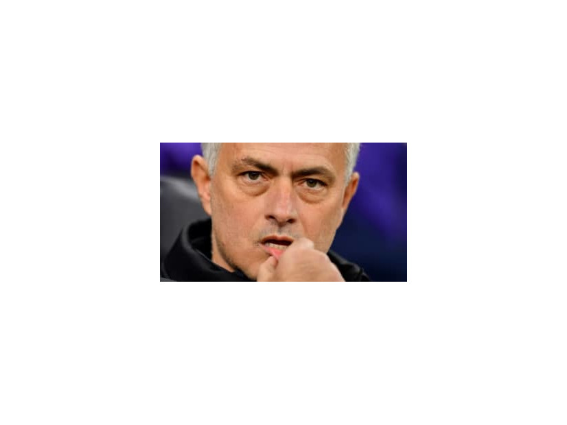 モウリーニョ監督のスキンヘッド、動画で見ると強烈だった