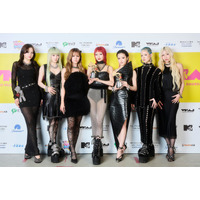 XG、黒から白へガラリ変化で圧巻ステージ W受賞に歓喜【MTV VMAJ】