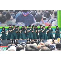 櫻坂46「サイレントマジョリティー」作詞裏話 秋元康氏が1期生に感じた印象「嬉しくないのかな」