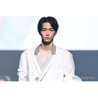 野村康太、素肌ジャケットで爽やかな色気放出【TGC香川2025】