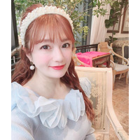 安西ひろこ「久しぶりに」ミニ丈姿披露 ほっそり美脚に「変わらず美しい」「スタイル抜群」の声