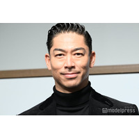 EXILE AKIRA、息子との貴重な2ショット公開 成長に驚きの声「こんなに大きくなったんだ」
