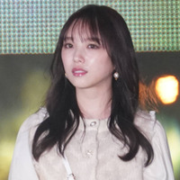「インパクト大」与田祐希、鮮やかなピンク髪を公開！海外での思い出SHOTに「可愛過ぎる！」「最強」の声