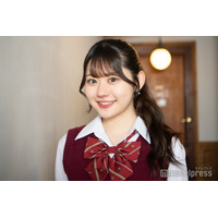 「今日好き」りんか、ミニスカ＆ニーハイで美太もも全開「脚長すぎ」「全部可愛い」と反響
