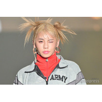 とうあ「ノリでエクステとっちゃいました」新ヘアに絶賛の声「ビジュ良すぎ」「色気えぐい」