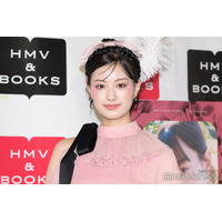 鶴嶋乃愛、美スタイル際立つ黒×ピンクコーデに絶賛の声「プリンセスみたい」「さすがの着こなし」
