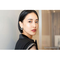 藤井夏恋、サイド開き水着でリゾート満喫「圧倒的な美しさ」「スタイル良すぎて憧れ」と反響