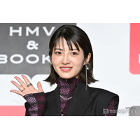 元乃木坂46若月佑美、ミニ丈×ピンヒールで美脚披露「破壊力すごい」「ドキドキした」と反響