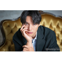 福士蒼汰、海外スタッフと韓国語でコミュニケーション グローバルに活躍する裏で大切にしているモットーとは【インタビュー後編】