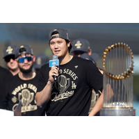 大谷翔平選手、ファミリー財団の設立発表 真美子夫人・娘・デコピンが寄り添うロゴも公開