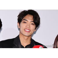 timelesz原嘉孝“売れない芸人”役作りに悩み 映画初主演で成長実感【初恋芸人】