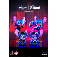 スティッチが『トロン』デザインに！ コスビ＆ぬいぐるみキーチェーン登場