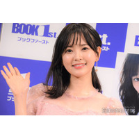 兒玉遥、美脚際立つミニスカサンタ姿披露「スタイル抜群」「可愛い」とファン絶賛