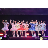 カワラボ新グループ・MORE STAR、コール&レスポンスで会場盛り上げる 堂々初ランウェイも【カワコレTGC】