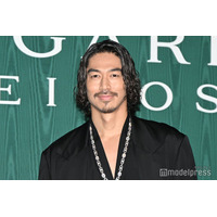 EXILE AKIRA「20年ぶりの渋谷センター街」LDHメンバー4人が街中降臨 豪華ショットに「凄いオーラ」「伝説の写真」と反響