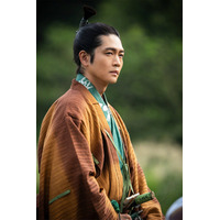 松下洸平、仲野太賀＆池松壮亮の関係性絶賛「少しうらやましくもあります」【「豊臣兄弟！」コメント】