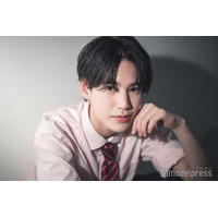 「今日好き」松井芹、姉との幼少期ショットが話題「すでにイケメン」「面影ある」