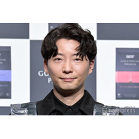 星野源、“激変”韓国メイク姿に反響相次ぐ「新鮮すぎて一瞬誰かと」「今までにないスタイリング」