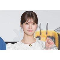 生見愛瑠、ミニスカコーデ披露 イベントオフショットに「大人っぽい」「腰の位置レベチ」の声